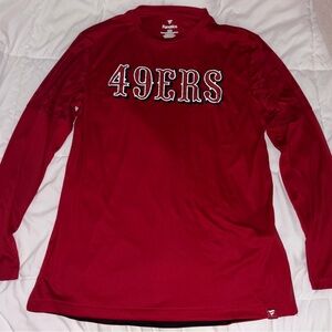 San Francisco 49ers Fanatics Dri-Fit long sleeve


No rips, holes, or tears